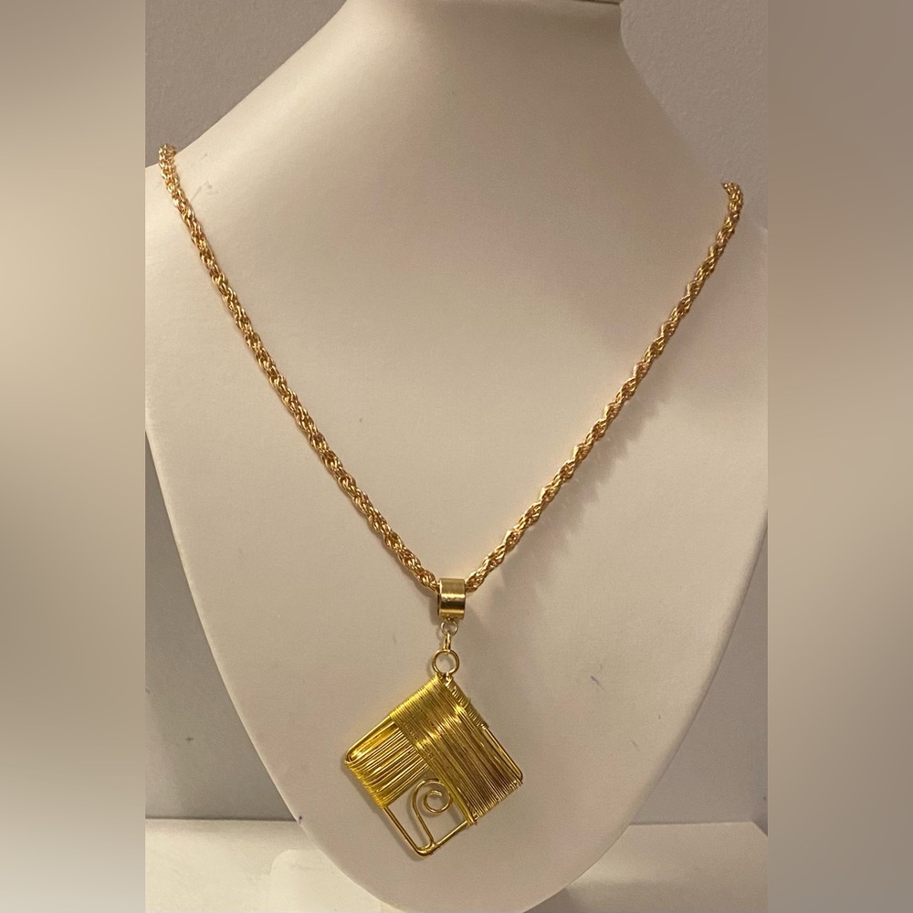 NEW Modern Art Wire design Pendant